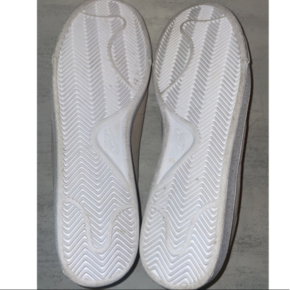 MENS Tan Nike Suede Shoes - Picture 5 of 12